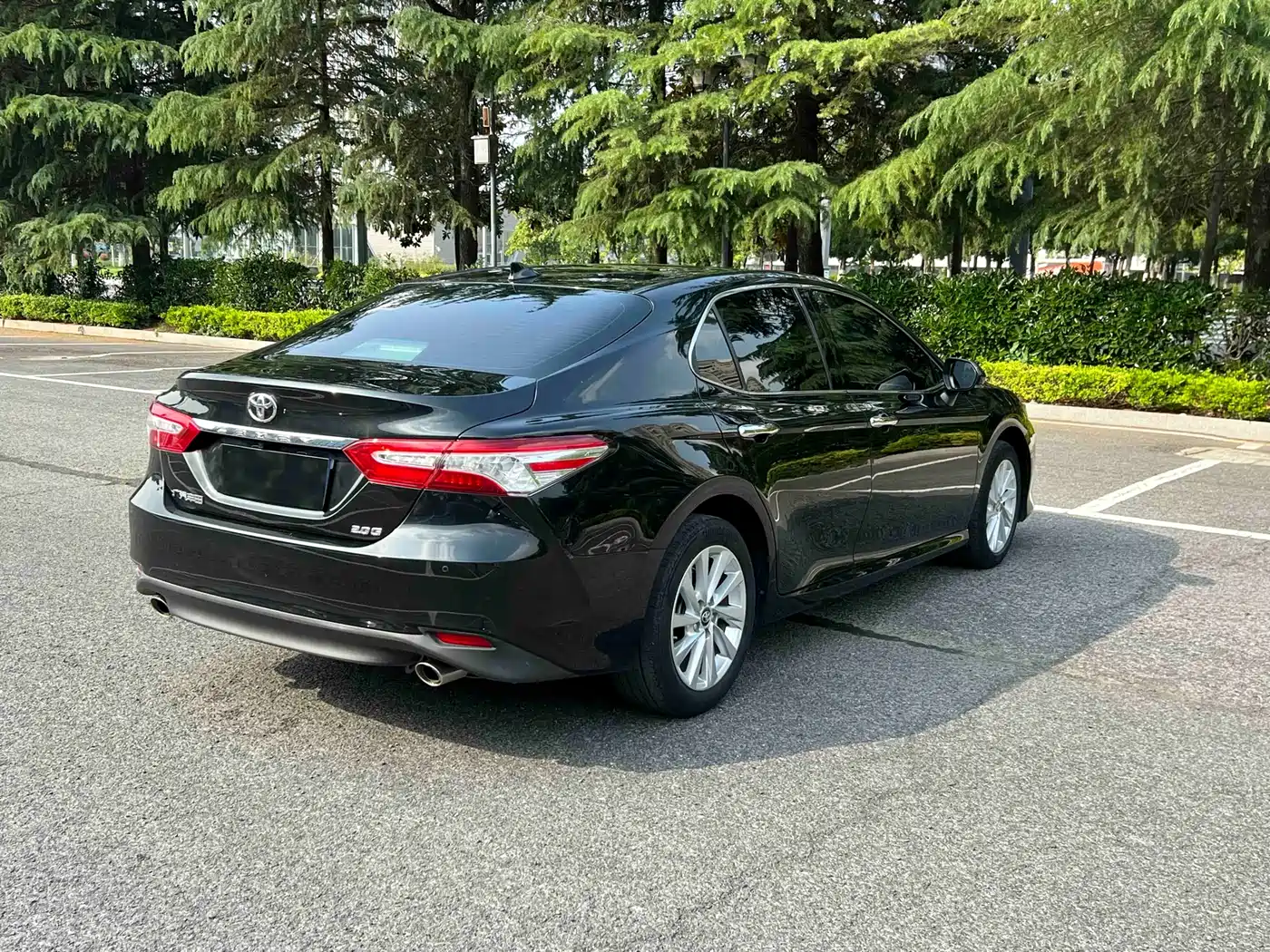 Toyota Camry 2021 2.0G Luxury Edition фото 3