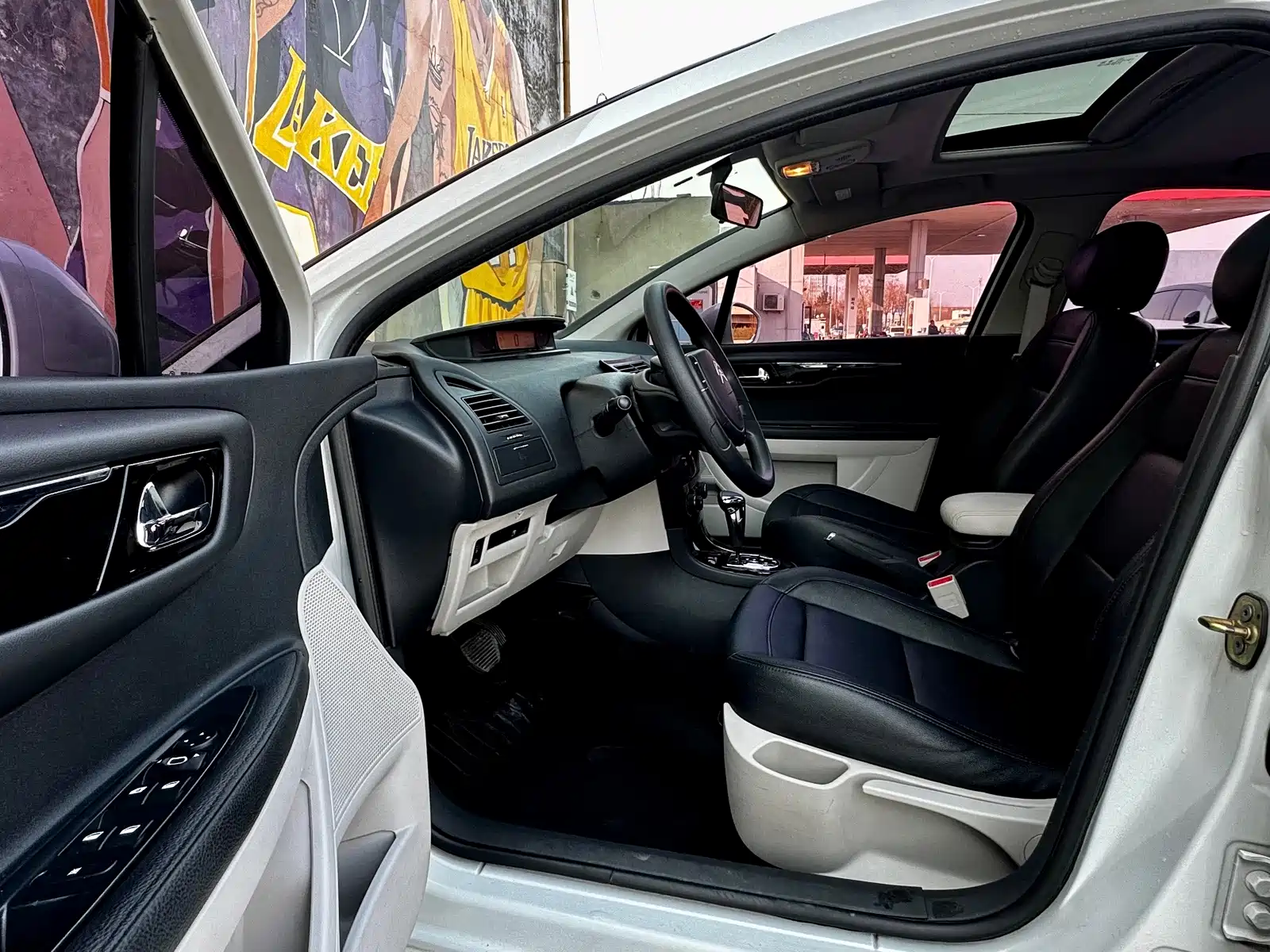 Фото 9 - Citroën C-Quatre