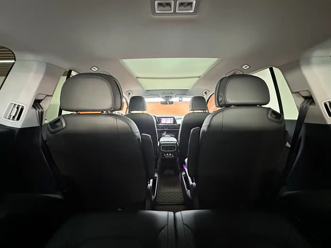 Volkswagen Talagon 2022 380TSI 4WD Luxury Premium Pro Edition 6-seater фото 17