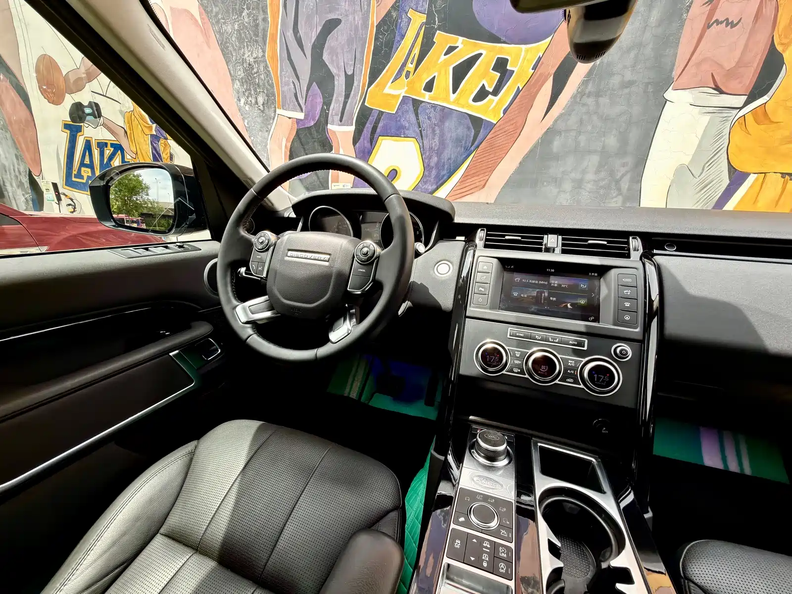 Фото 8 - Land Rover Discovery