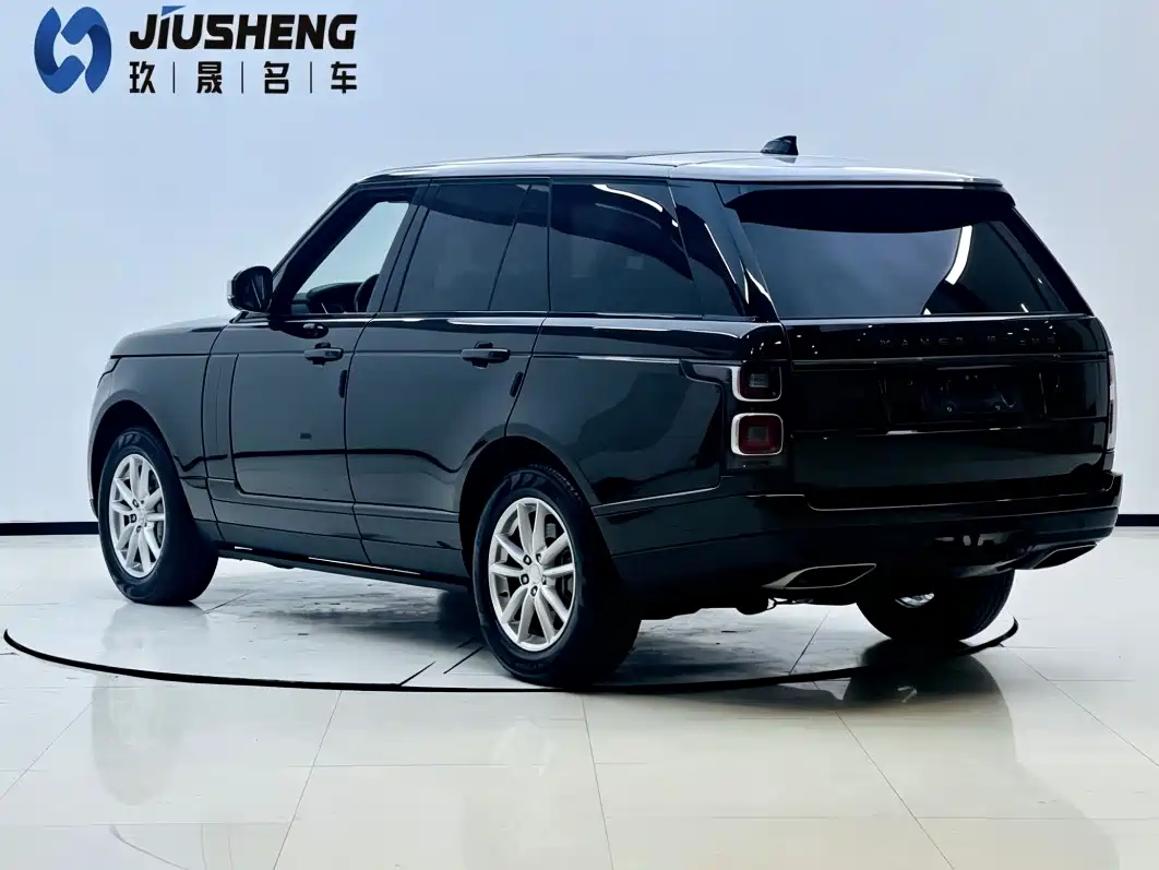 Land Rover Range Rover 2021 3.0 L6 Golden Age Edition фото 4