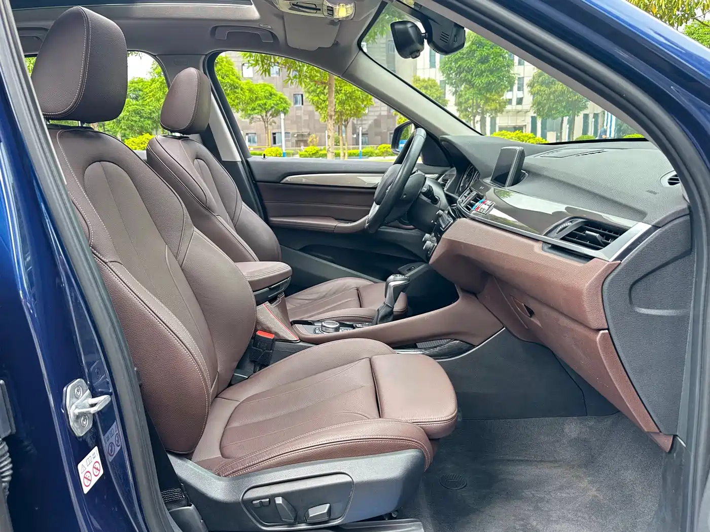 BMW X1 2019 xDrive20Li Premium Model фото 17