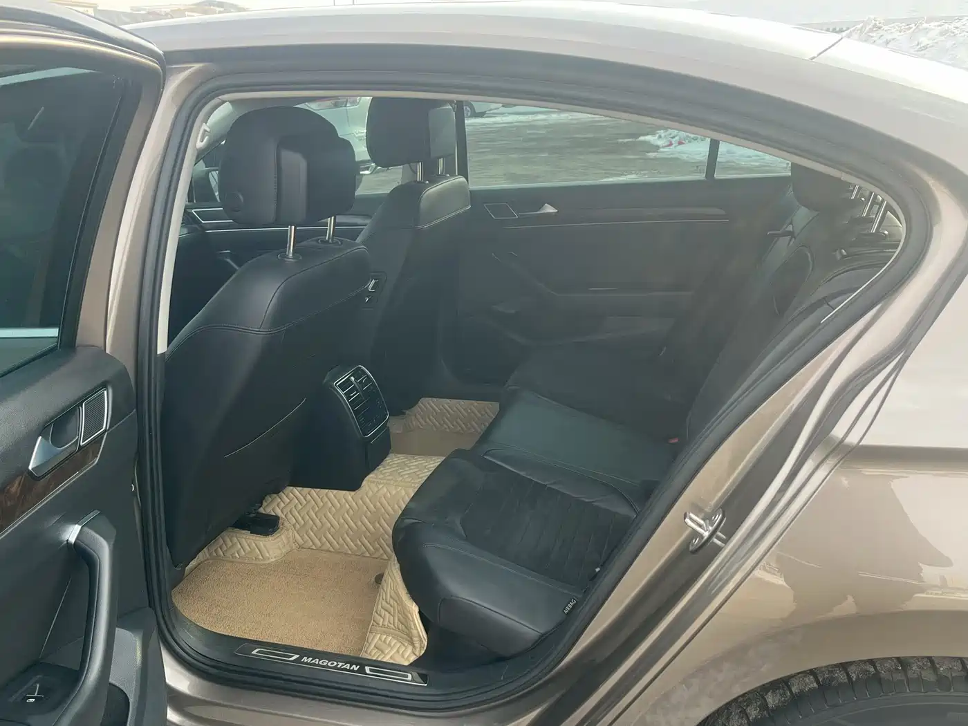 Volkswagen Magotan 2017 380TSI DSG Luxury фото 6