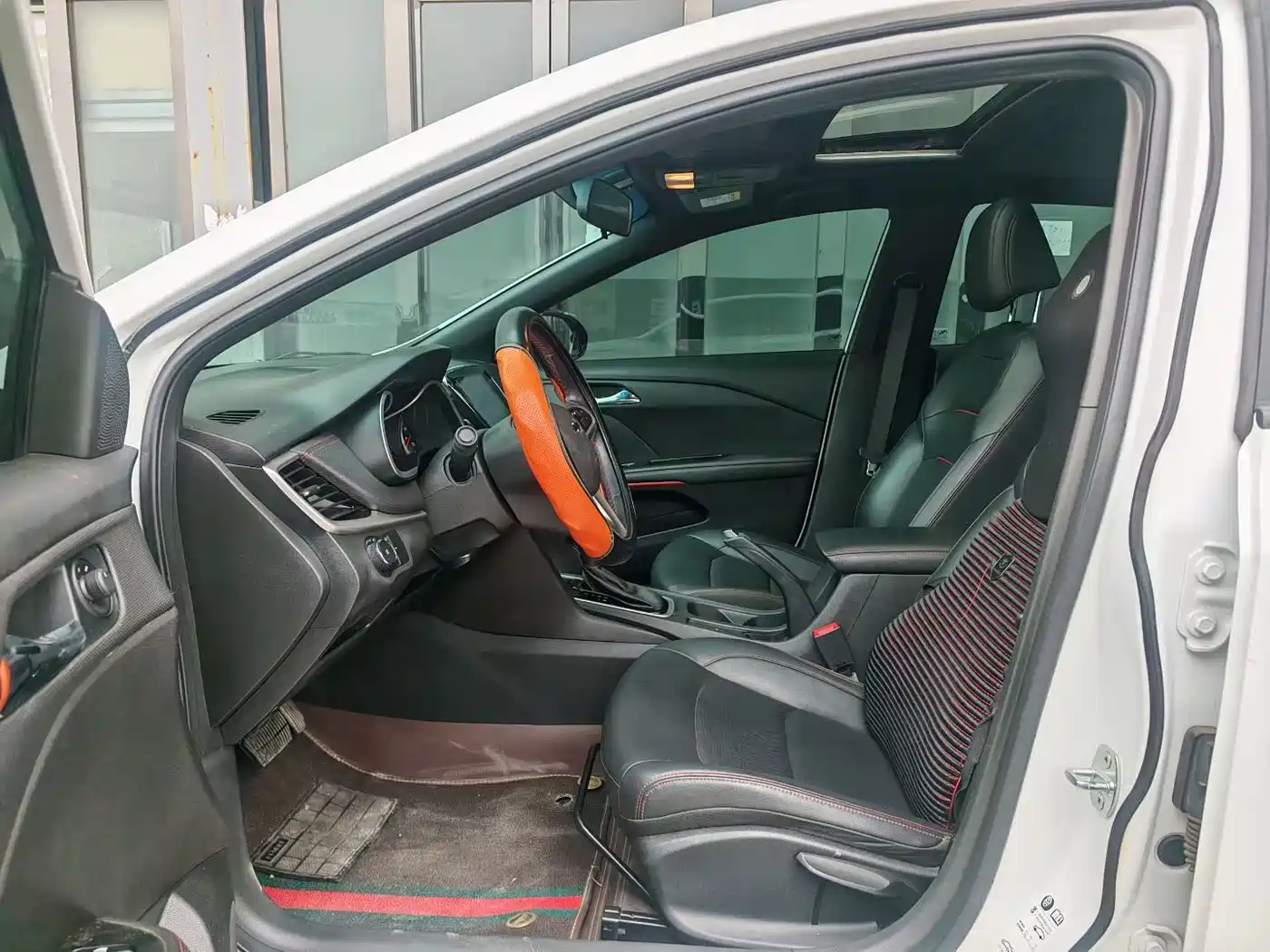 Chevrolet Monza 2019 RS 330T Auto Smooth Edition China VI фото 7