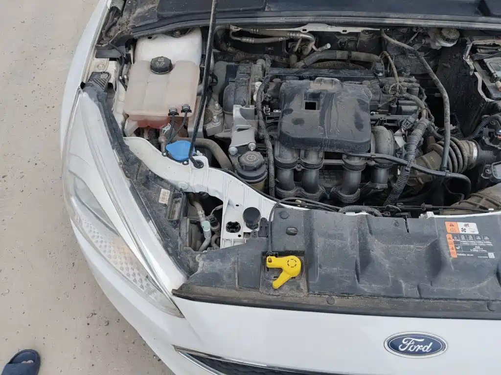 Фото 21 - Ford Focus