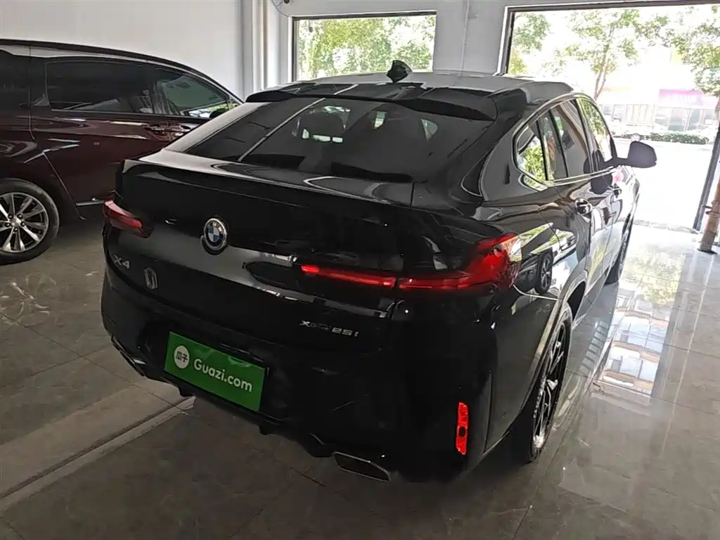 BMW X4 2022 xDrive 25i M Sport Package фото 7