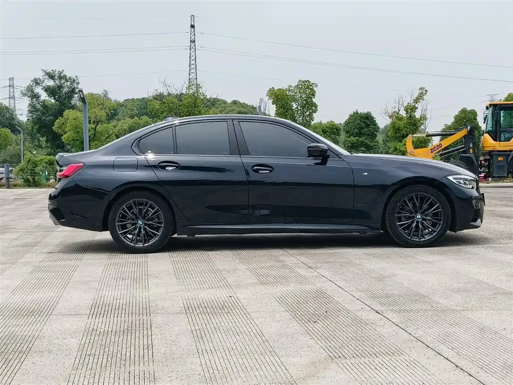 BMW 3 Series 2021 Facelift 325i M Sport Shadow Edition фото 7