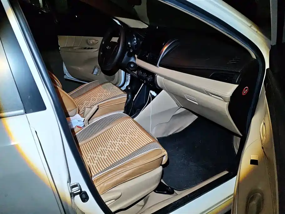 Toyota Vios 2014 1.3L Manual Stylish Edition фото 8