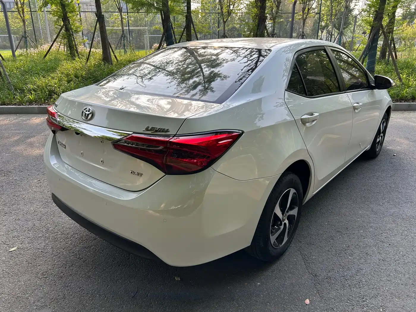Toyota Levin 2017 Facelift 185T CVT Elite (China V) фото 6