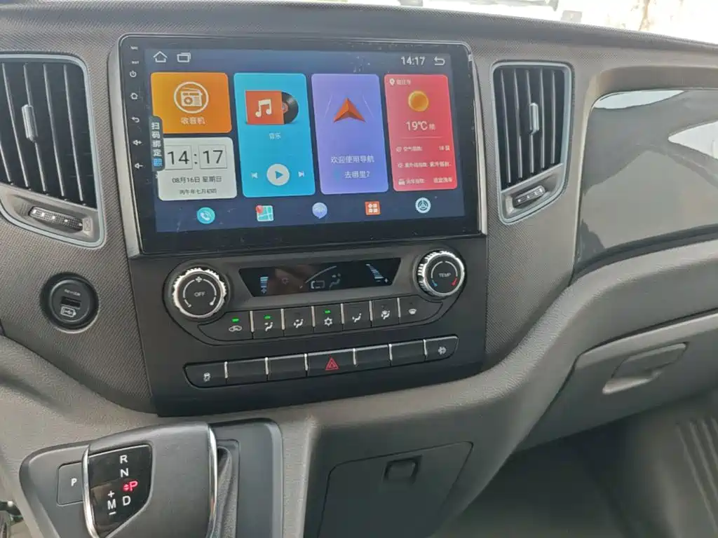 Foton Tuyano 2024 2023 2.0T Automatic Jixiang Long Wheelbase Medium Roof Single Rear Wheel 7/9-Seater