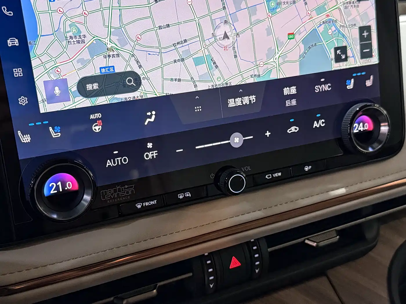Lexus LM 2023 500h 6-Seater Prestige Edition фото 12