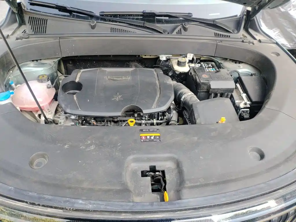Geely Atlas L 2025 2025 4th Gen 1.5TD DCT Splendor