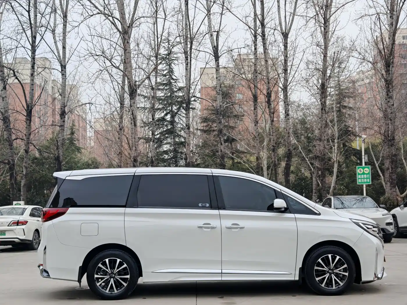 GAC Trumpchi Trumpchi M8 2023 Leading Series 390T Premium Edition фото 5
