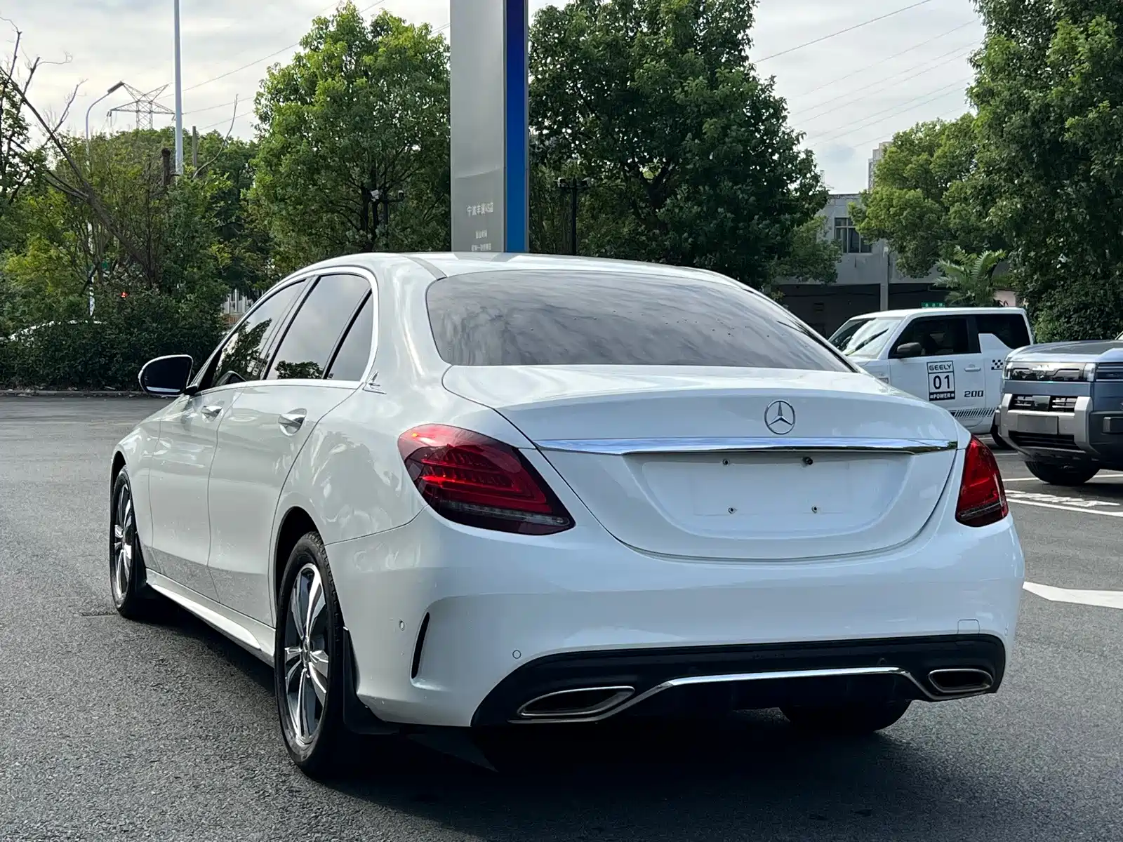Фото 12 - Mercedes-Benz C-Class