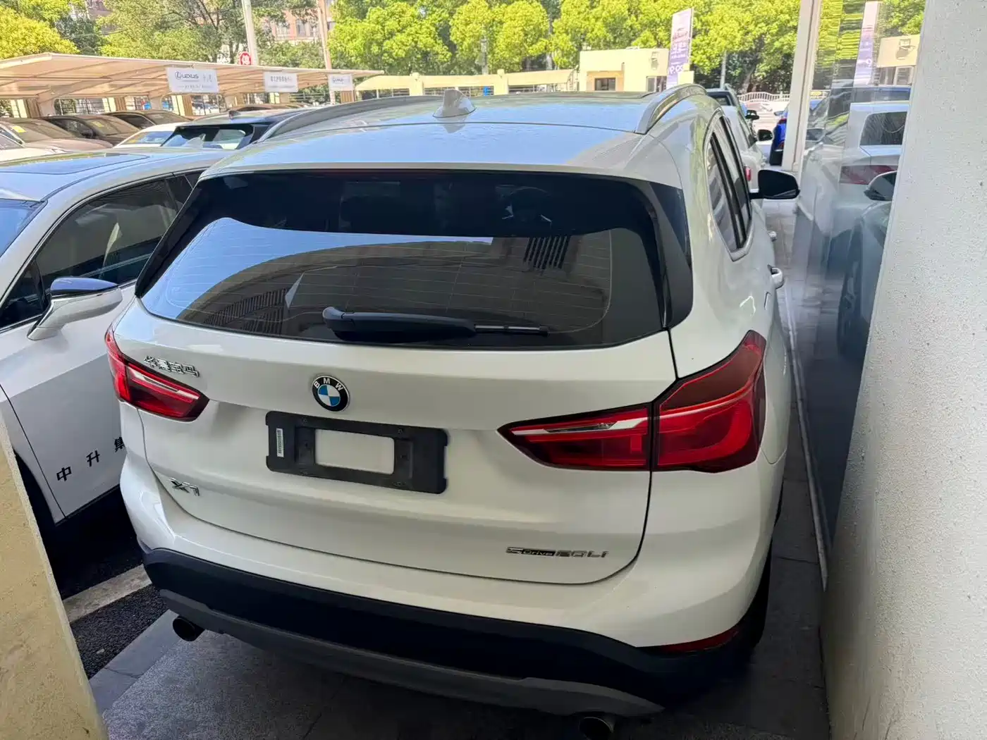 BMW X1 2019 sDrive20Li Leading Model фото 6