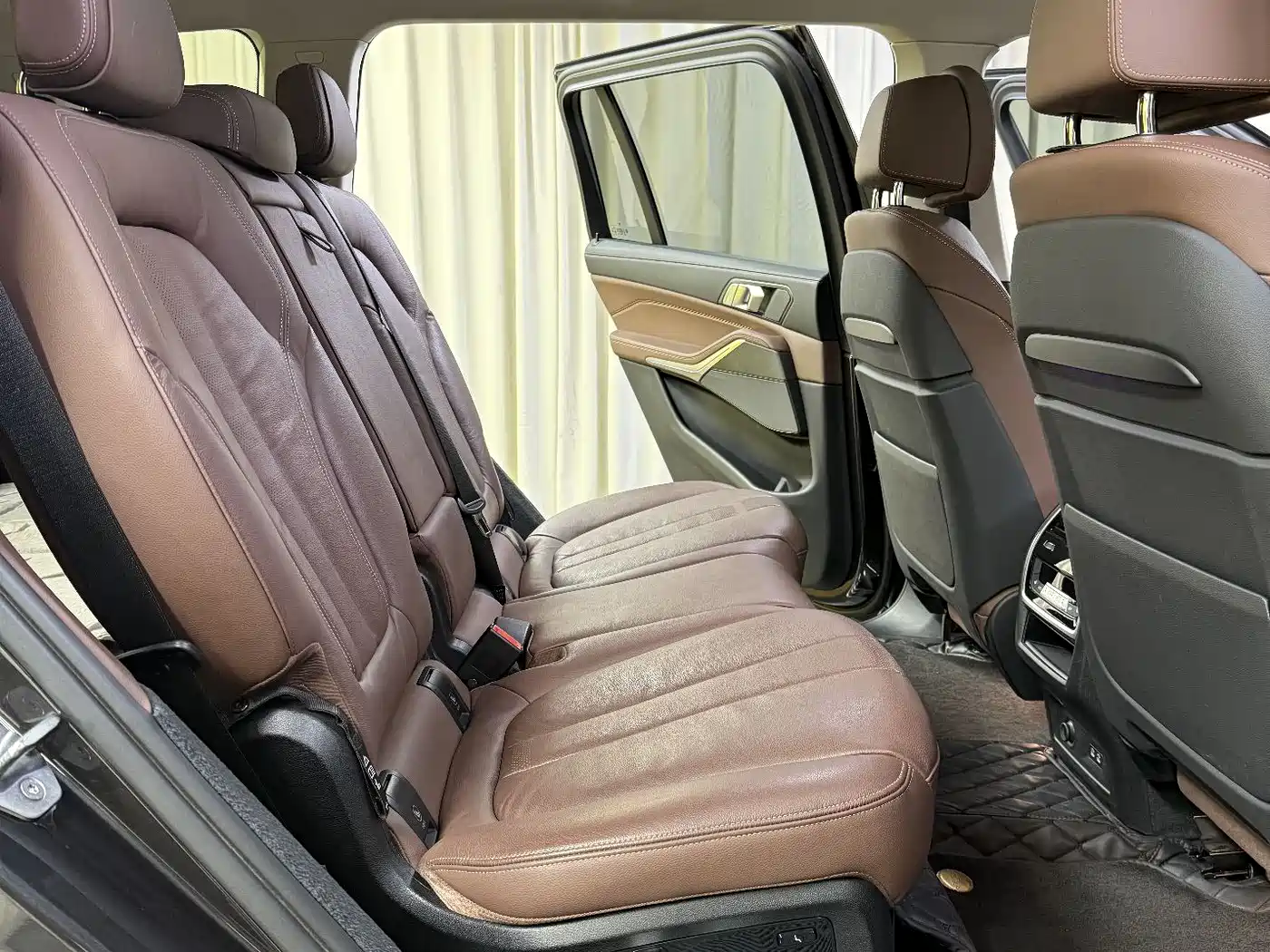 BMW X7 2019 xDrive40i Leading Luxury Package фото 22