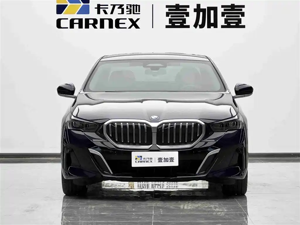 BMW 5 Series 2024 530Li Premium M Sport Package фото 2