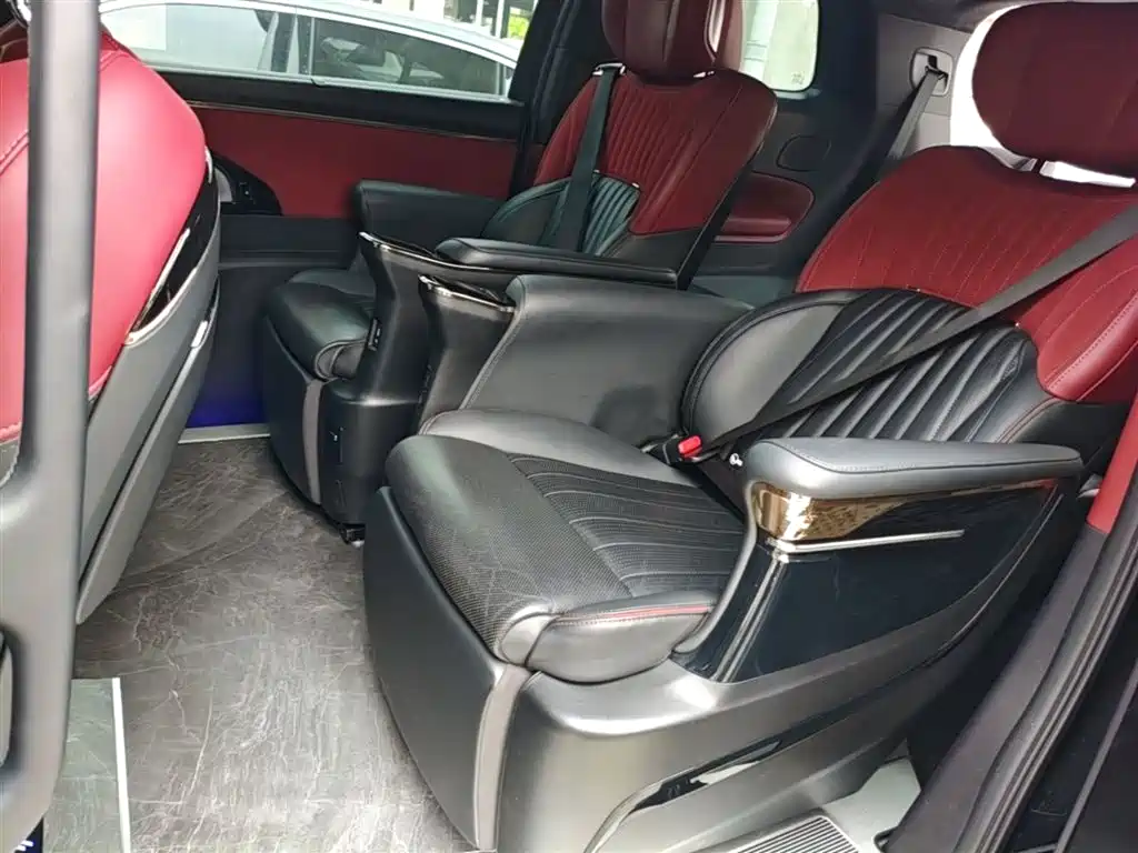 GAC Trumpchi Trumpchi M8 2024 Model Grandmaster Series 400T Pioneer Edition фото 17