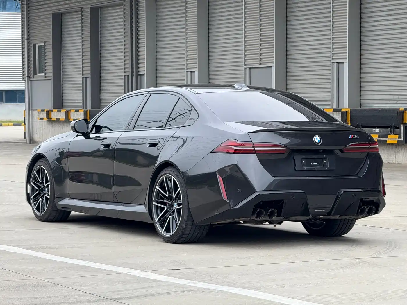 BMW M5 New Energy 2025 M5 фото 4