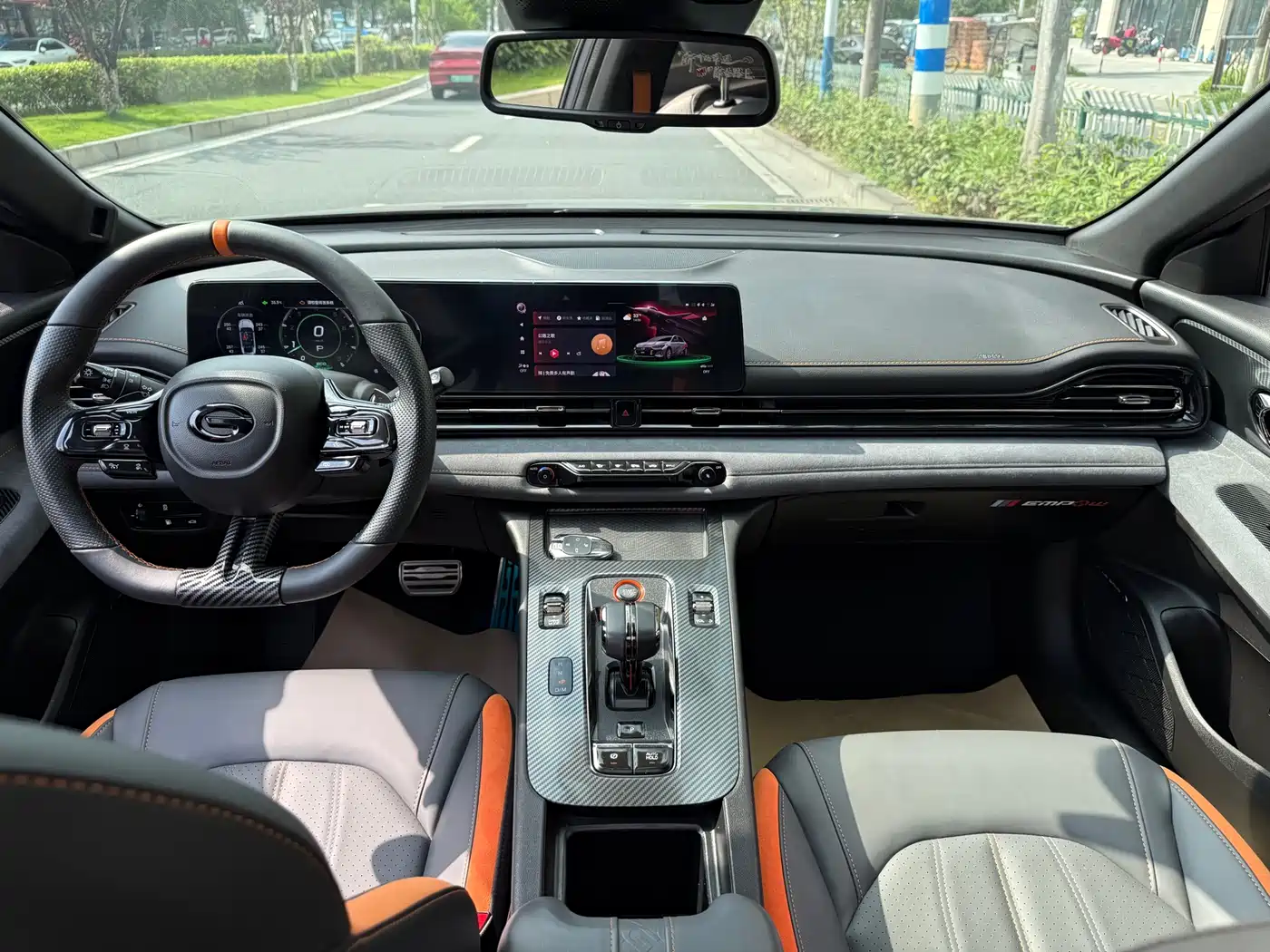 GAC Trumpchi Trumpchi Emkoo 2022 270T DCT J16 R-style Track Edition фото 13