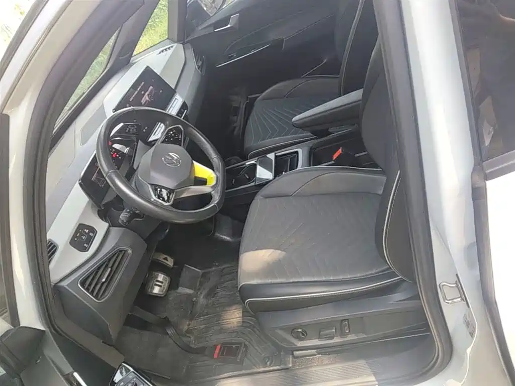 Volkswagen ID.3 2023 Upgraded Pure Intelligence Edition фото 15
