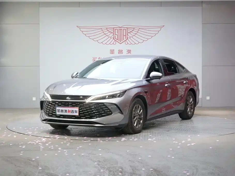 BYD Qin L 2025 DM-i Smart Drive Edition 80KM Leading