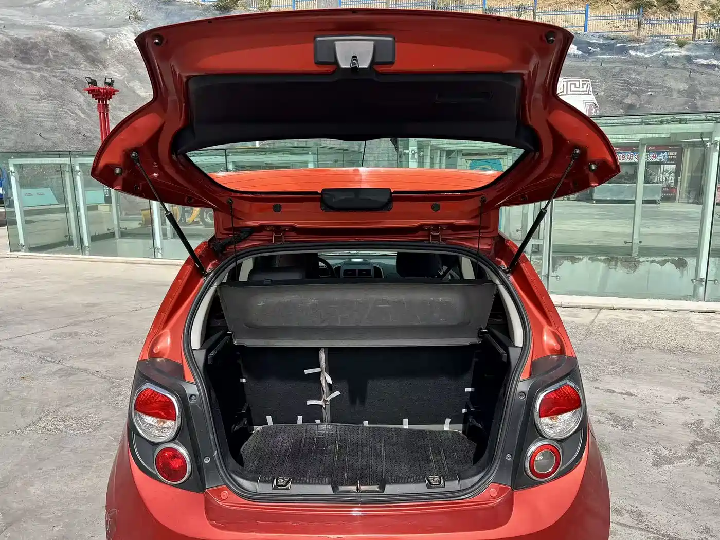 Chevrolet Aveo 2014 2013 Hatchback 1.6L MT SX Fashion Audio-Visual Edition