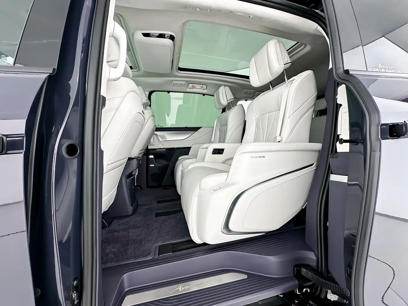 BUICK GL8 NEW ENERGY