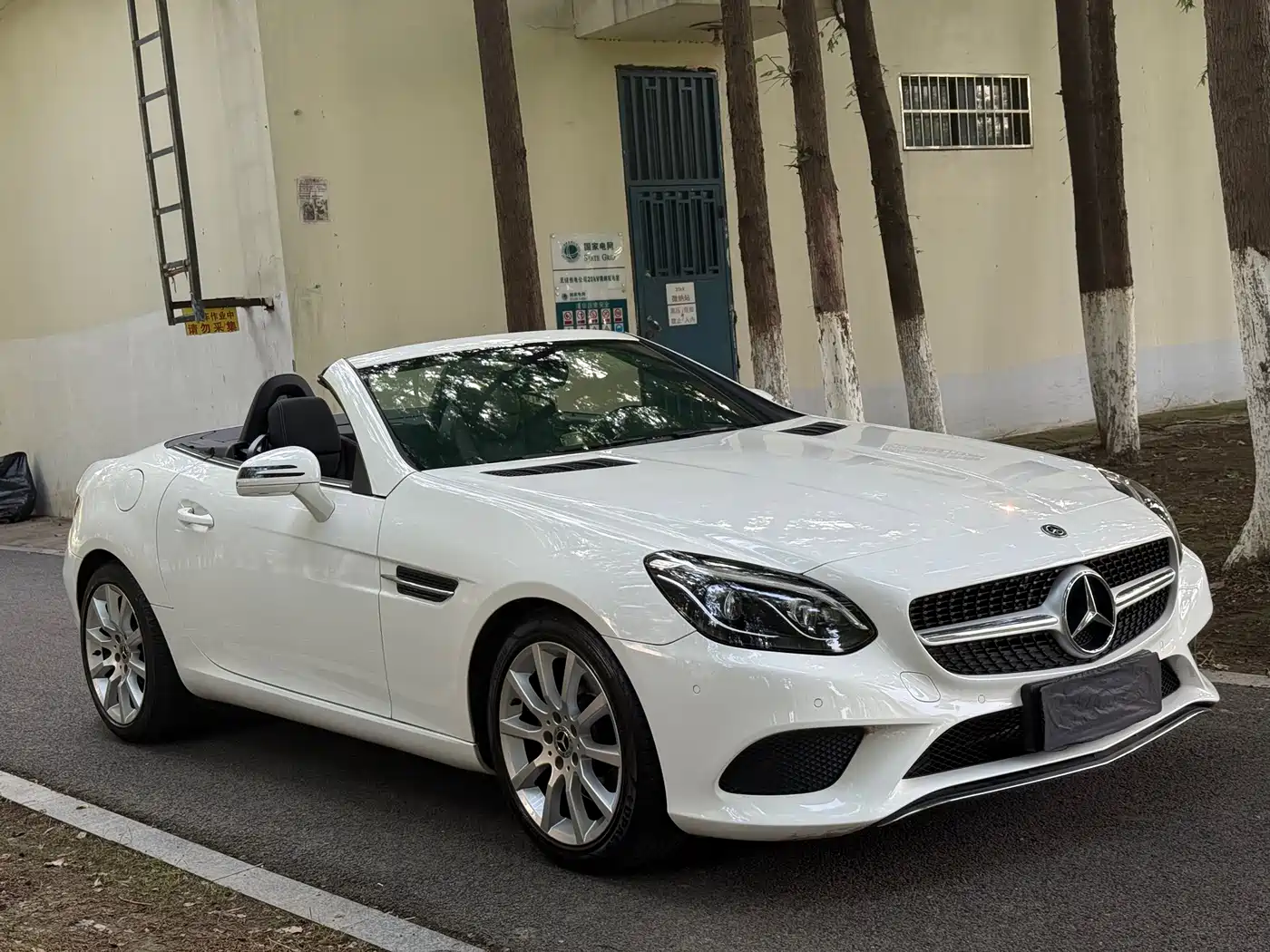Mercedes-Benz SLC 2018 SLC 260 Dynamic фото 3