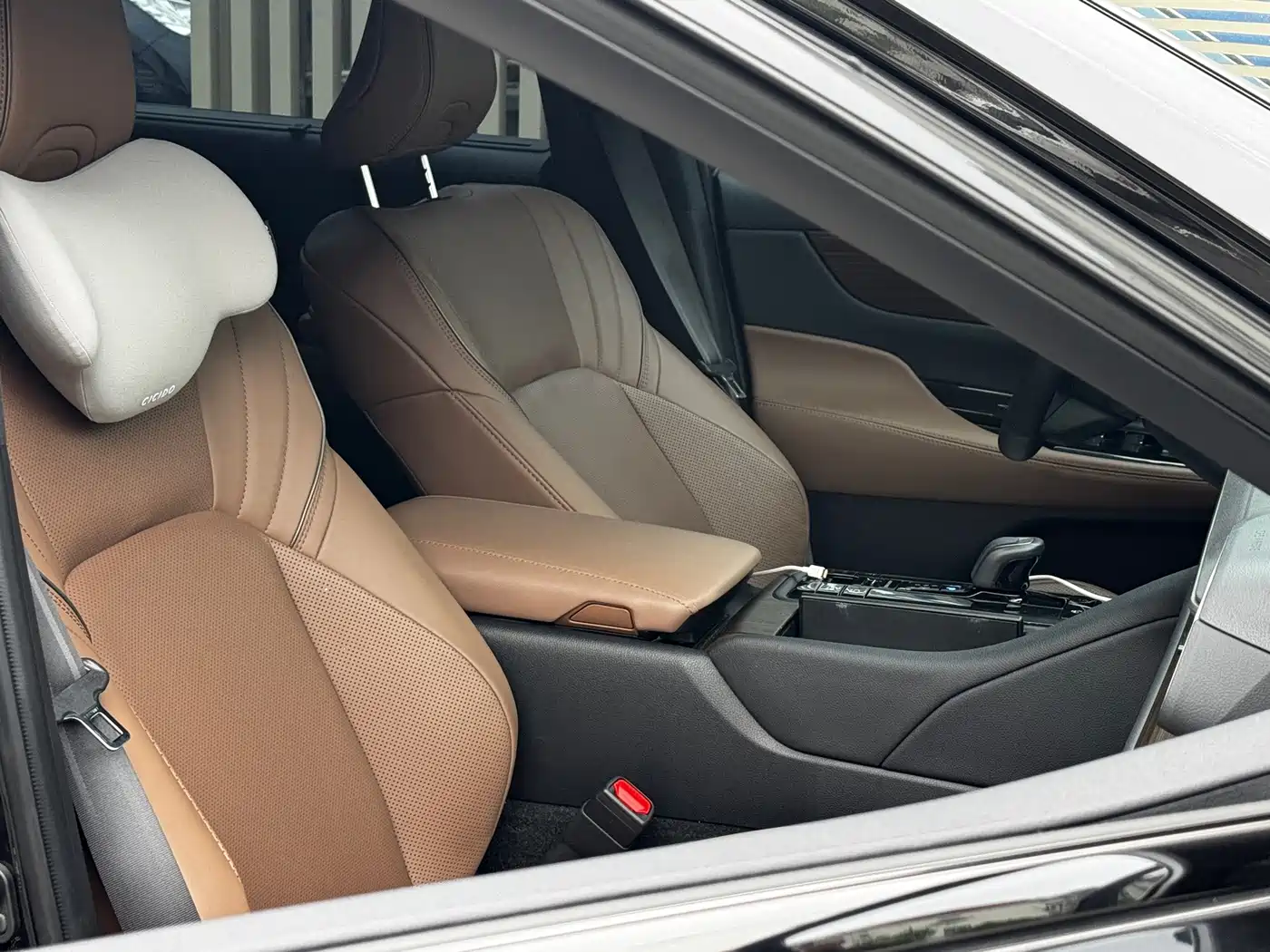 Toyota Crown (Import) 2025 2024 2.5L Ultimate Edition
