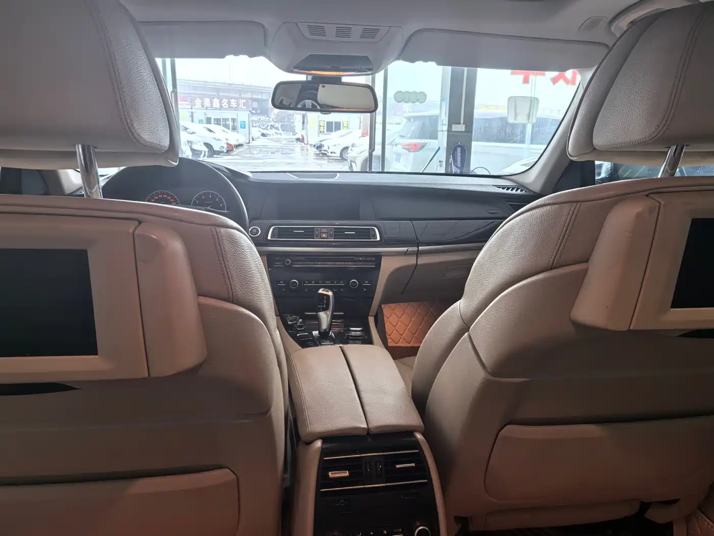 BMW 7 Series 2011 730Li Elegance фото 8