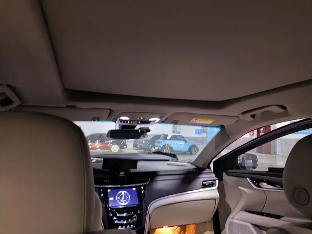 Photo 9 - Cadillac XTS