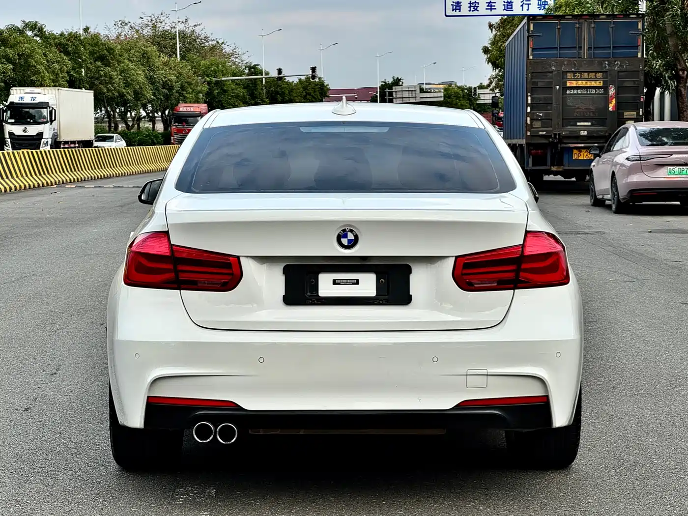 BMW 3 Series 2017 320Li M Sport фото 8