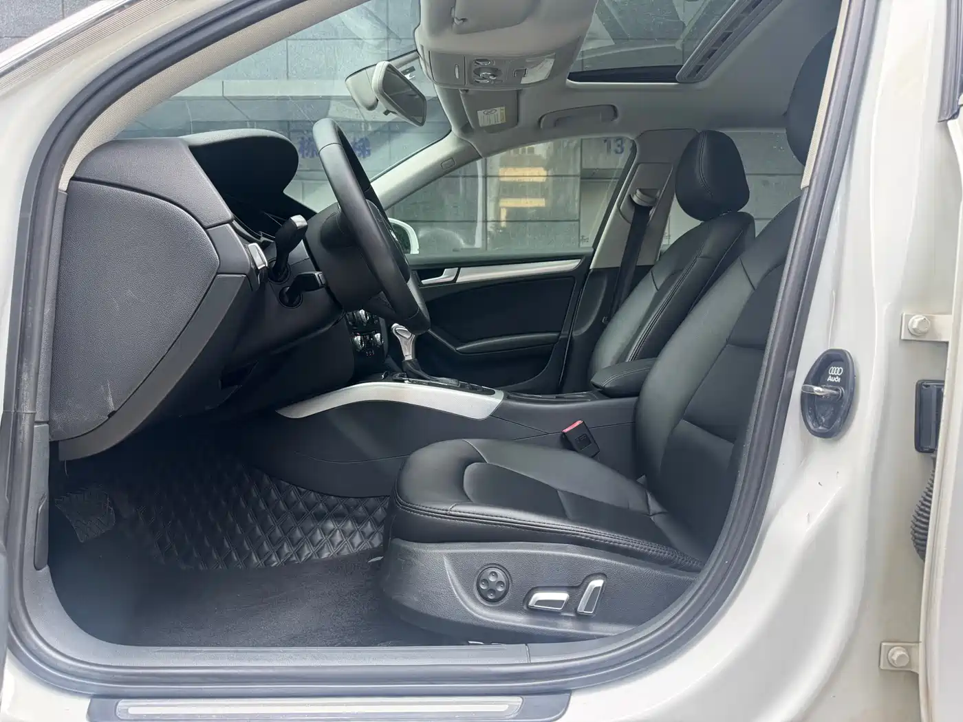 Audi A4L 2015 35 TFSI Auto Standard фото 11