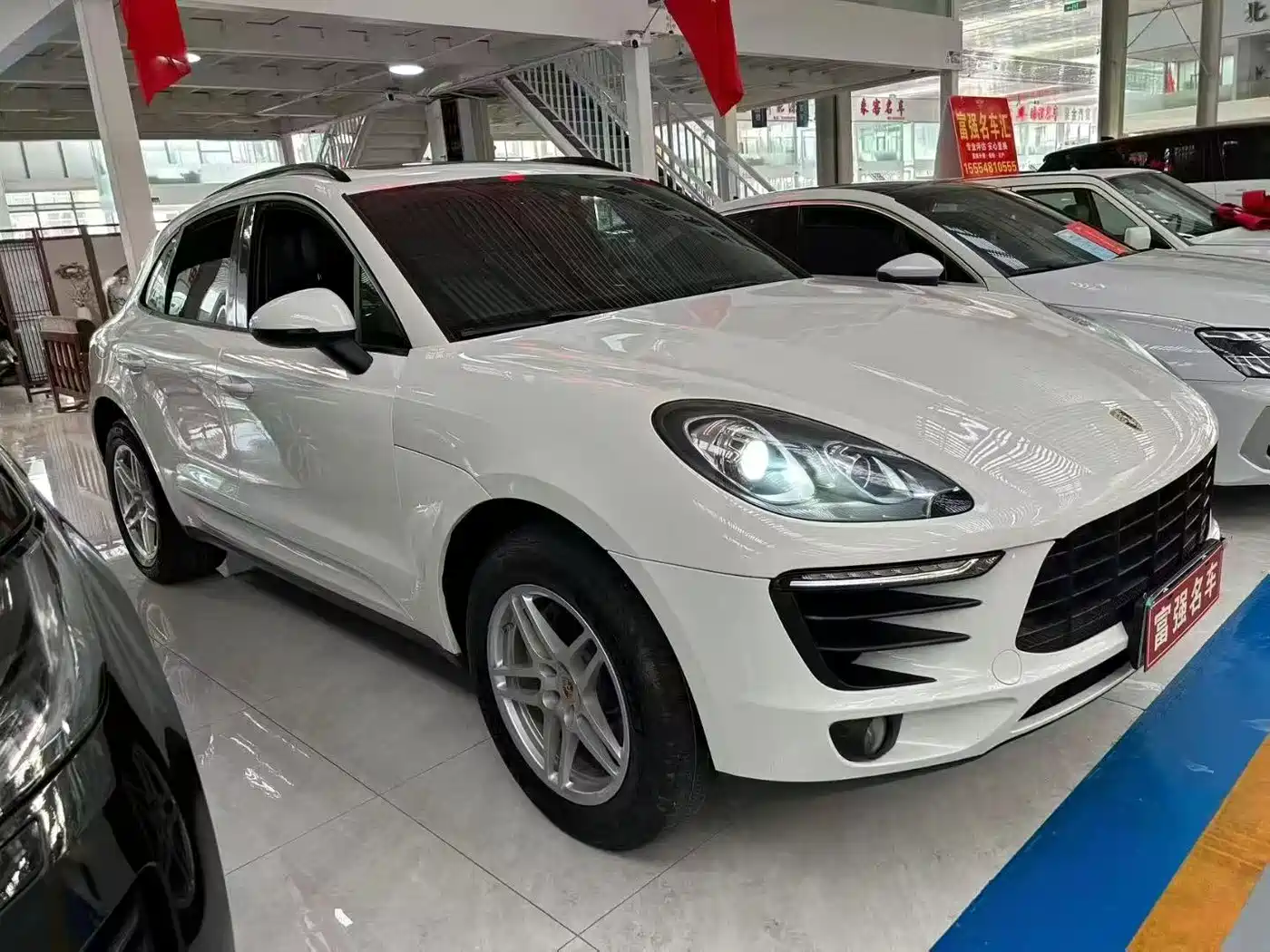Porsche Macan 2017 Macan 2.0T фото 2