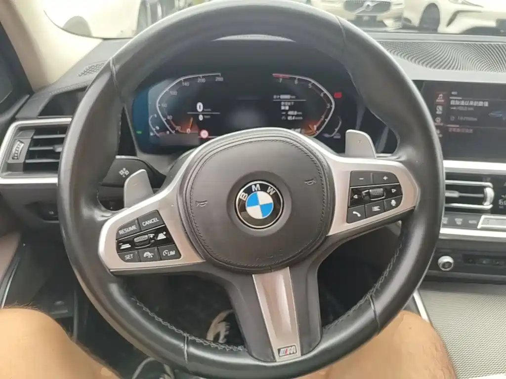 Фото 11 - BMW 3 Series