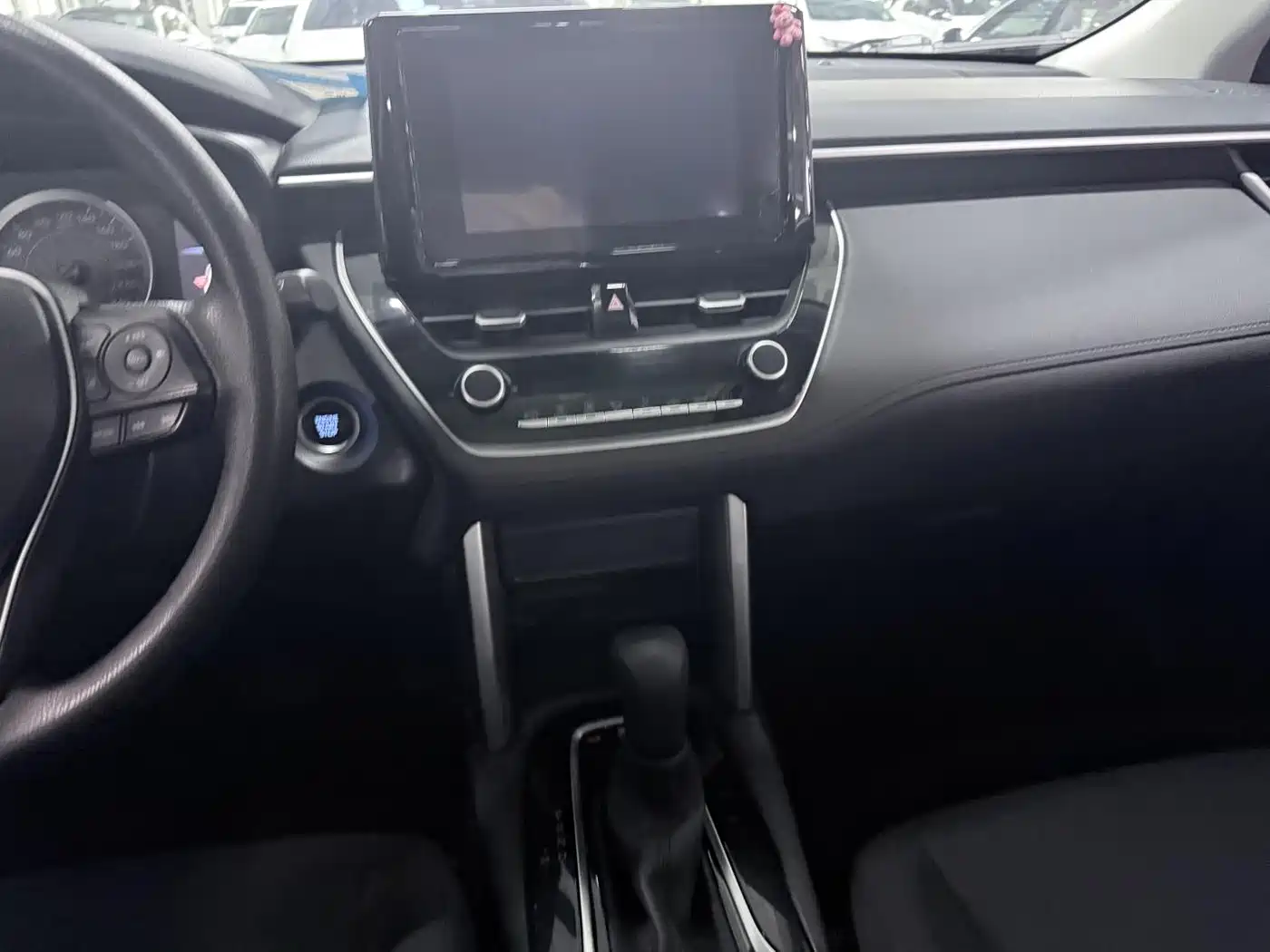 Toyota Frontlander 2023 2.0L CVT Sport Edition фото 14