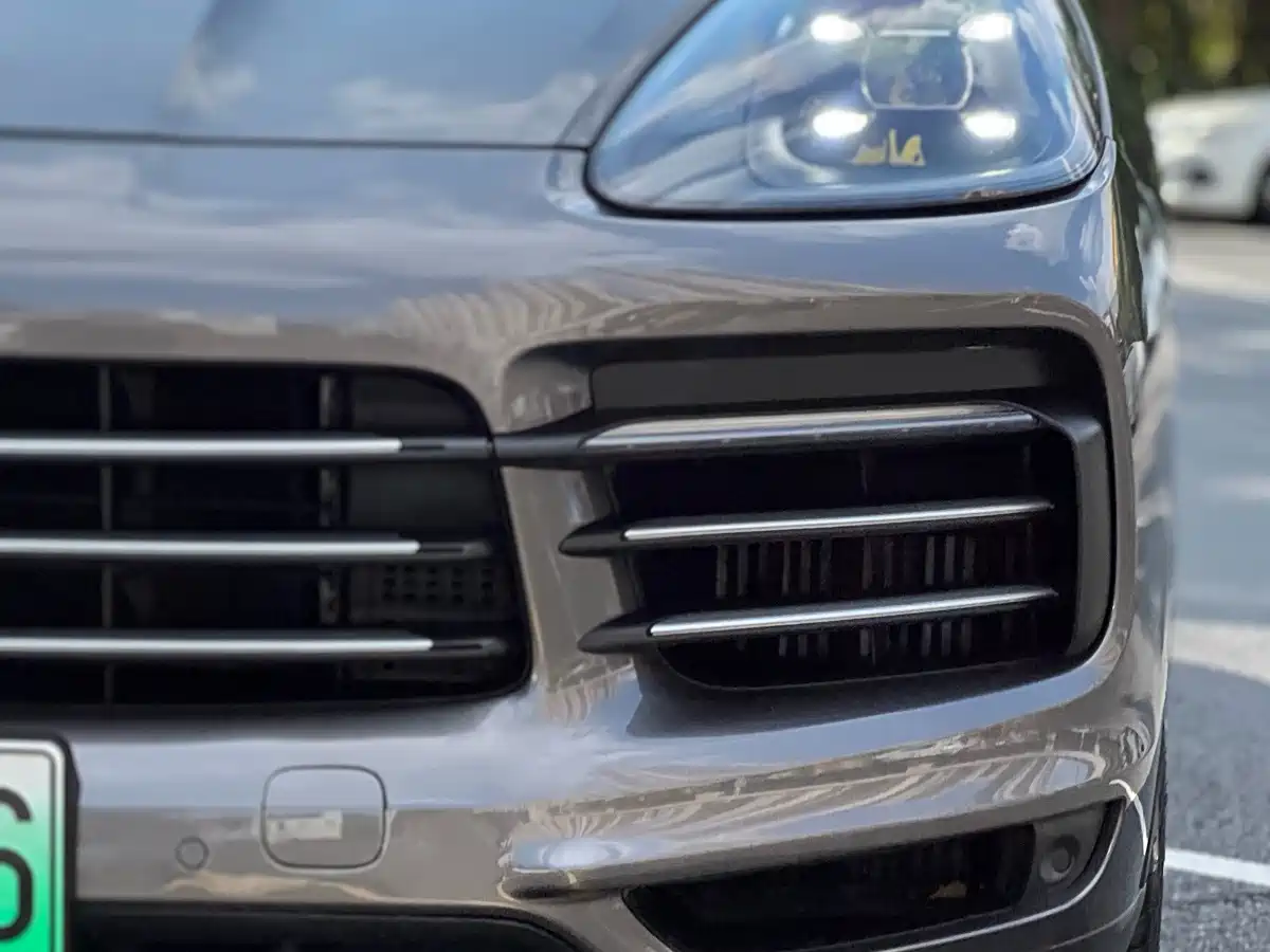 PORSCHE CAYENNE NEW ENERGY