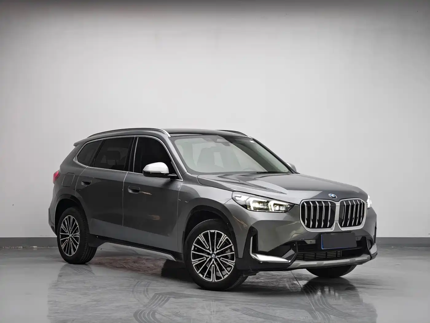 BMW X1 2023 sDrive20Li X Design Package фото 3
