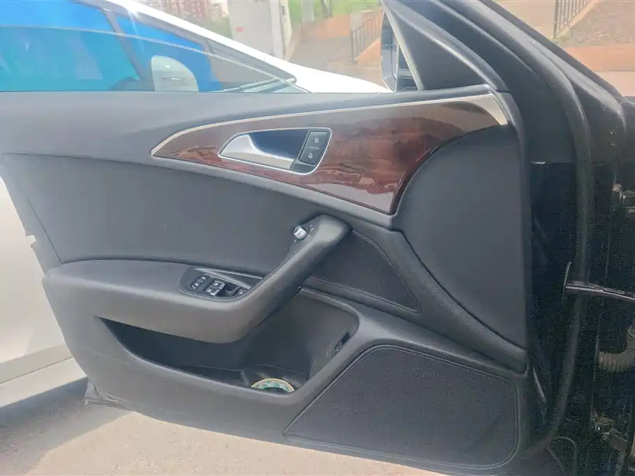 Audi A6L 2014 30 FSI Comfort фото 7