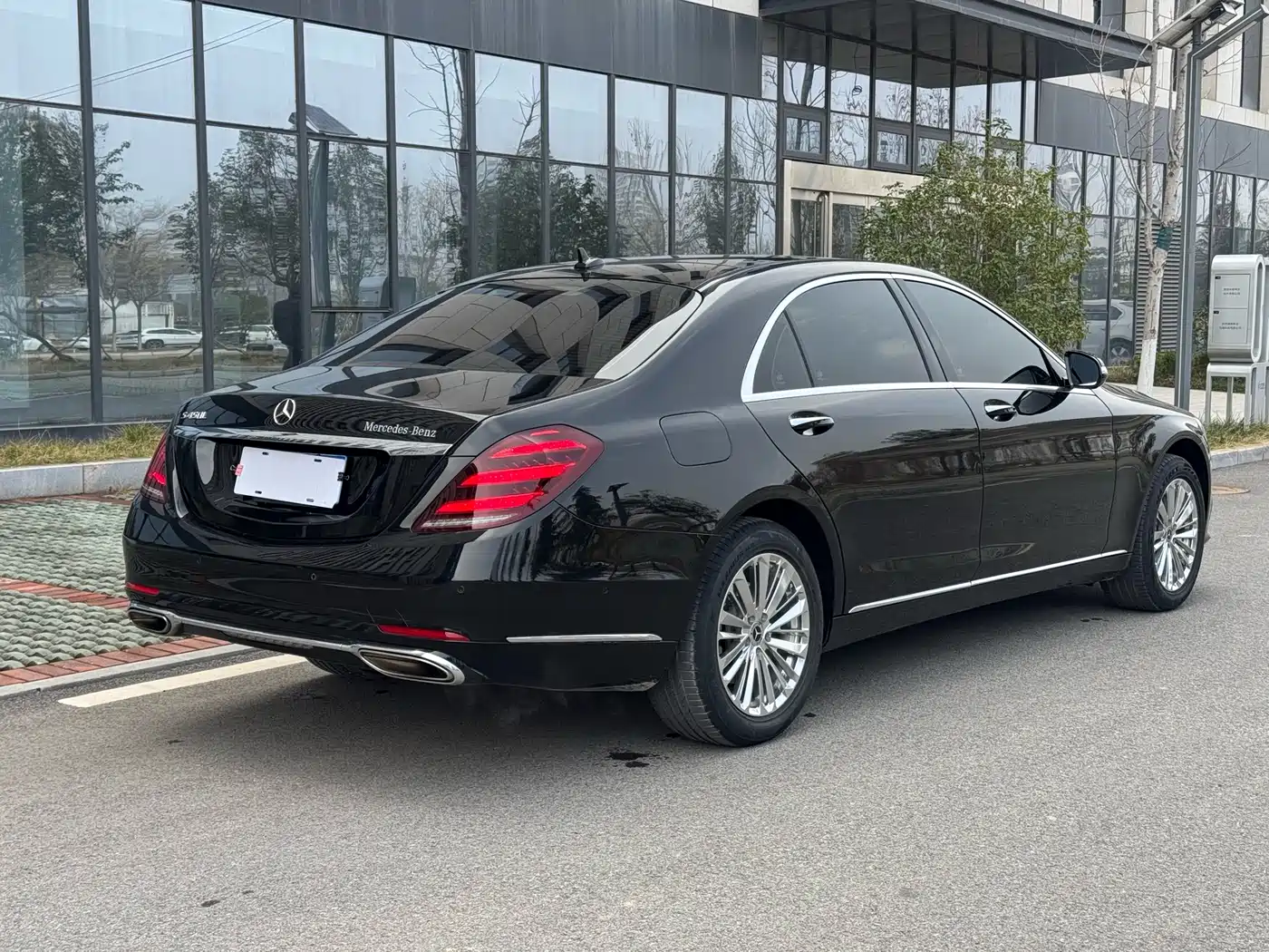 Mercedes-Benz S-Class 2018 S 320 L фото 6
