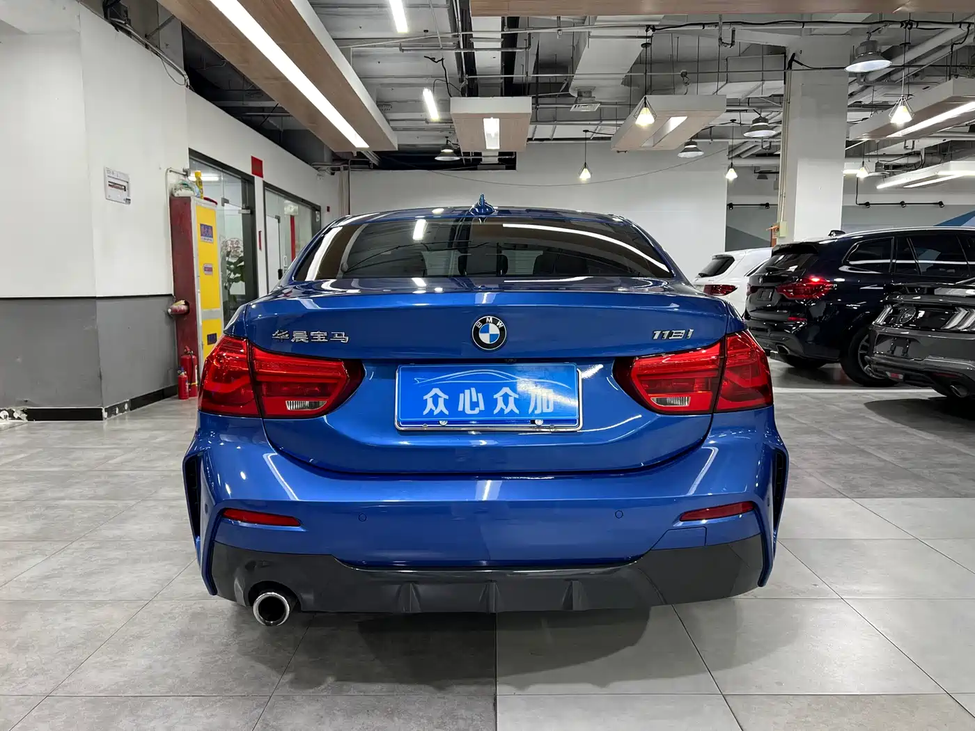 BMW 1 Series 2019 118i M Sport Package фото 6