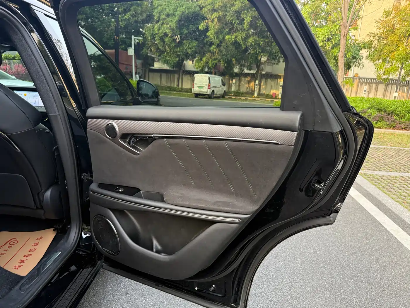 Voyah Auto VOYAH FREE 2025 318 318km RWD Touring Edition фото 15