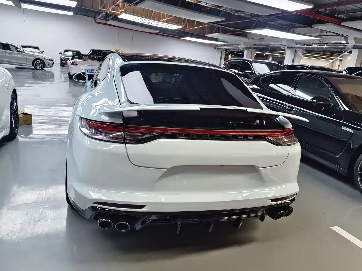 Porsche Panamera 2014 Panamera 3.0T фото 14