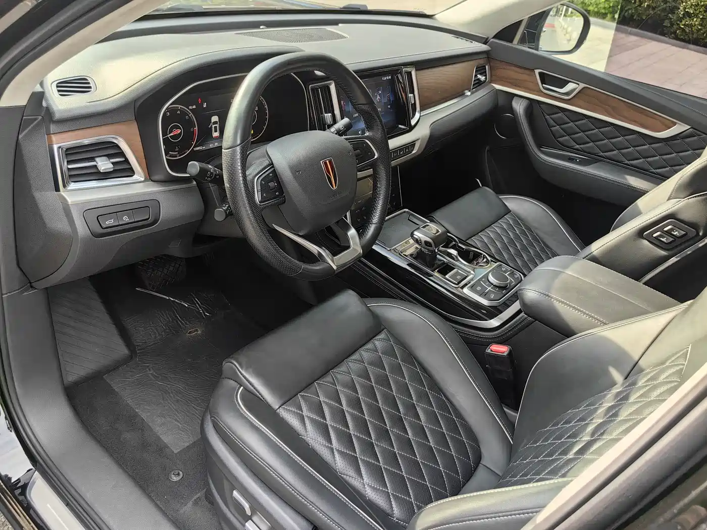 Hongqi HS7 2019 3.0T Automatic 4WD Smart Connection Flag Smooth Edition фото 29