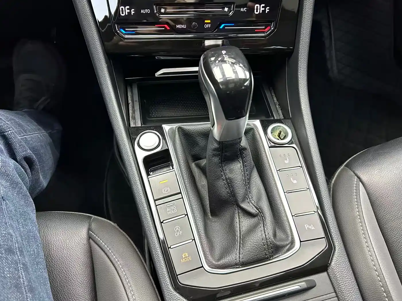 Volkswagen Sagitar 2022 280TSI DSG Surpassing Edition фото 14