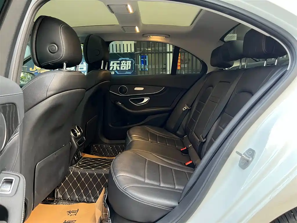 MERCEDES-BENZ C CLASS