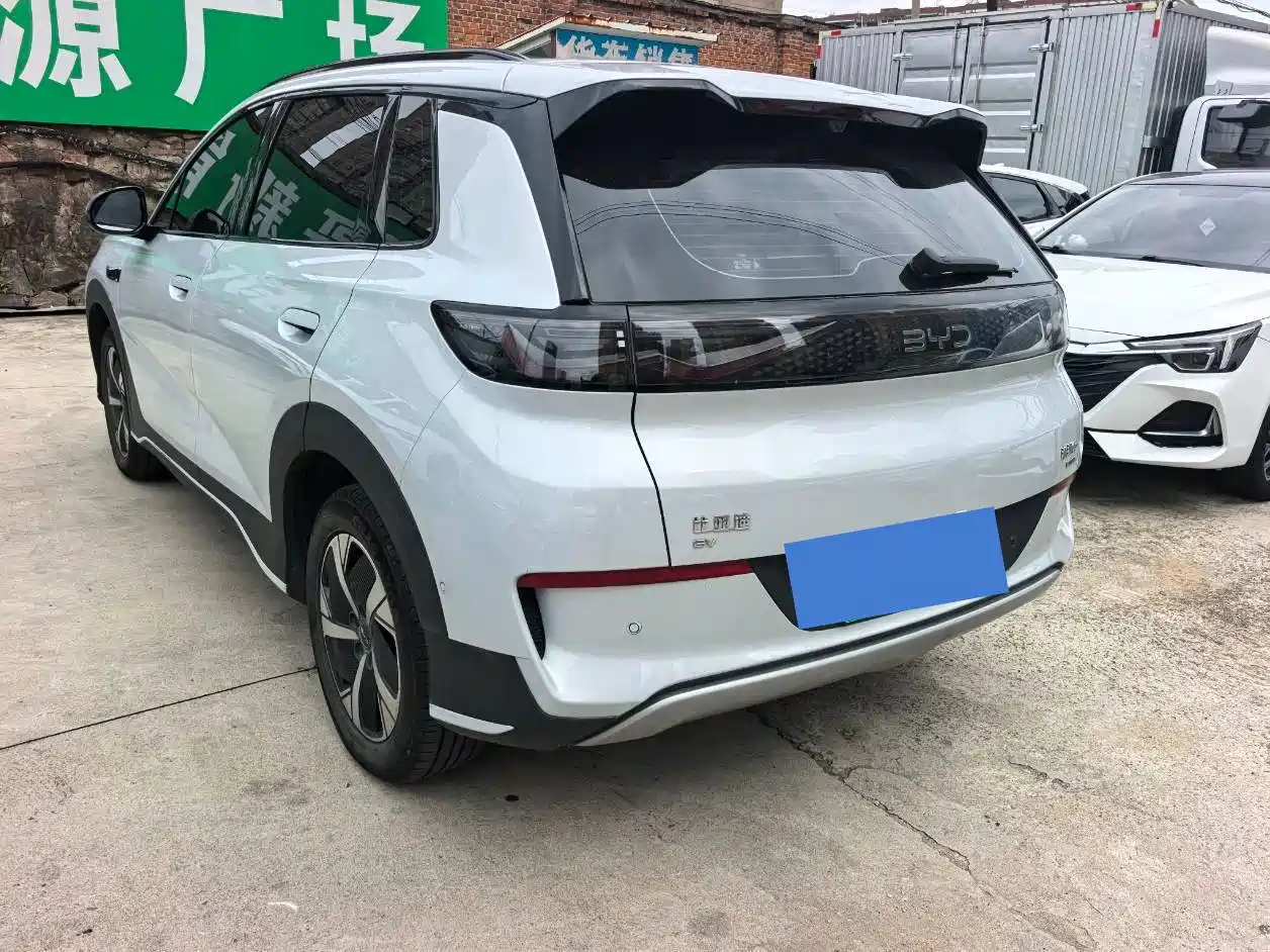 BYD Hai Shi 05 EV 2025 2025 520KM Smart Navigation Edition