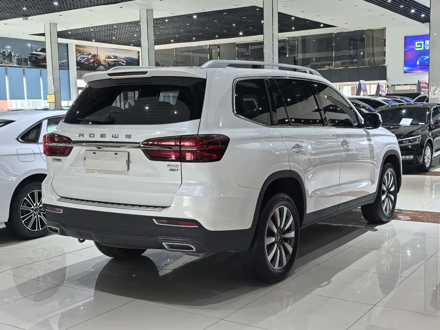 Roewe RX8 2023 2019 30T Intelligent Internet 2WD Flagship Edition