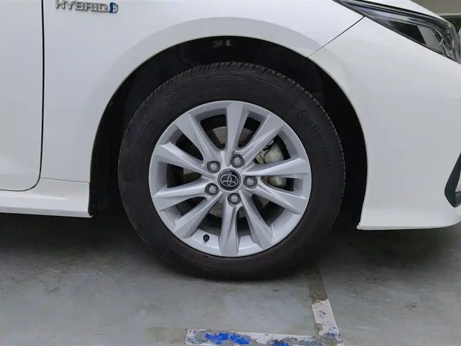 Toyota Corolla 2023 1.8L Smart Hybrid Dual Engine Elite Edition фото 6